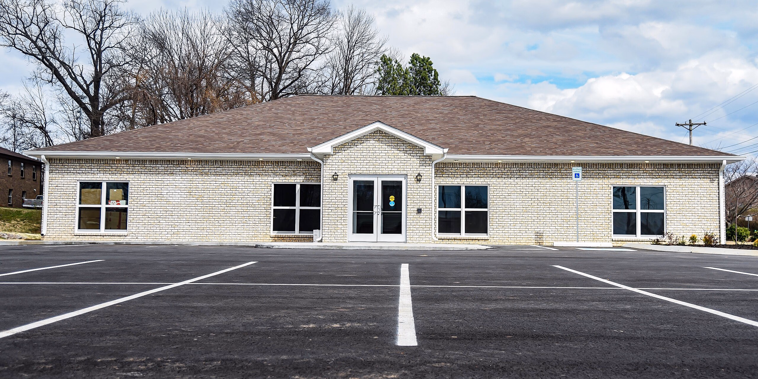 CovenantCare — Hilldale clinic exterior